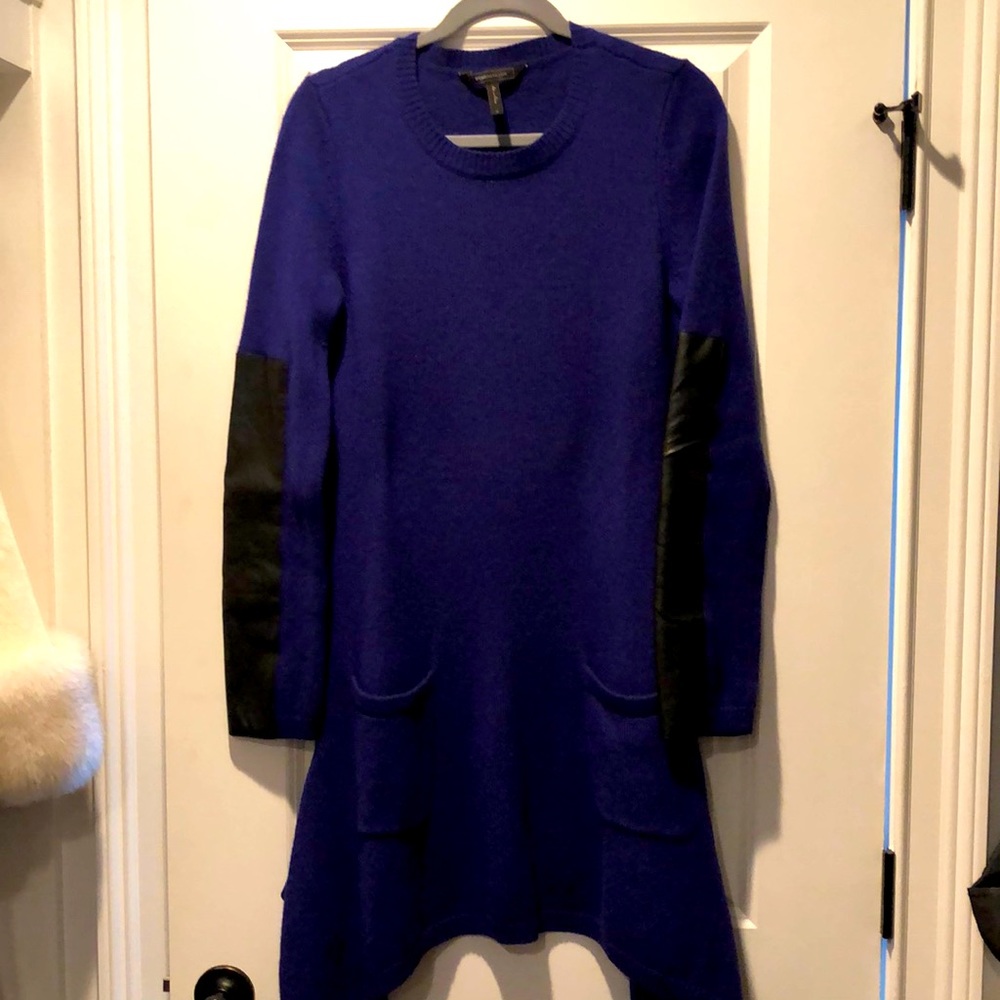 Bcbg sweater dress size M